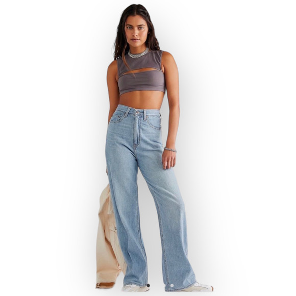 Levi's Denim - Levi's High Loose Light Wash Jeans 30 NWT